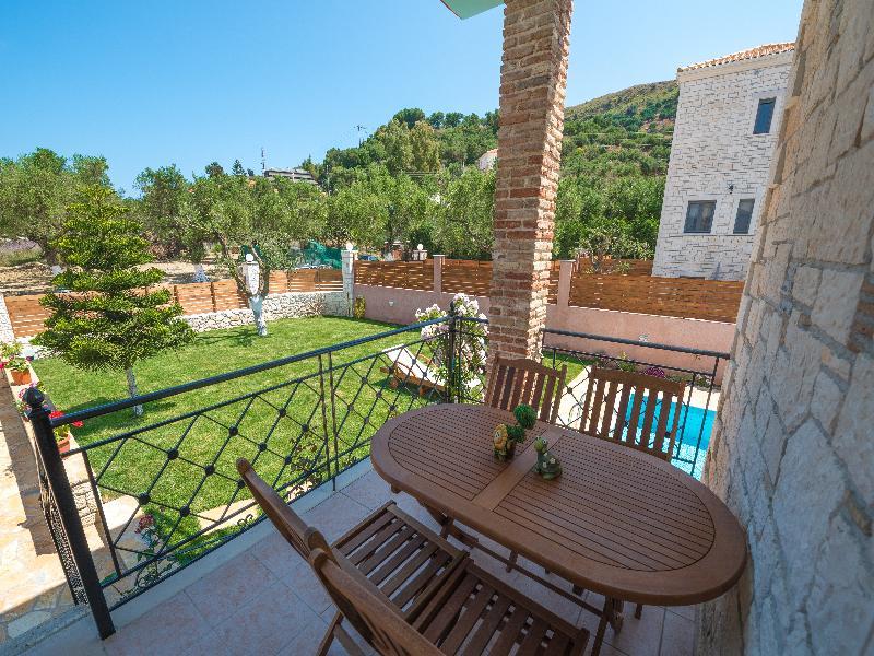 Dreamland Villas